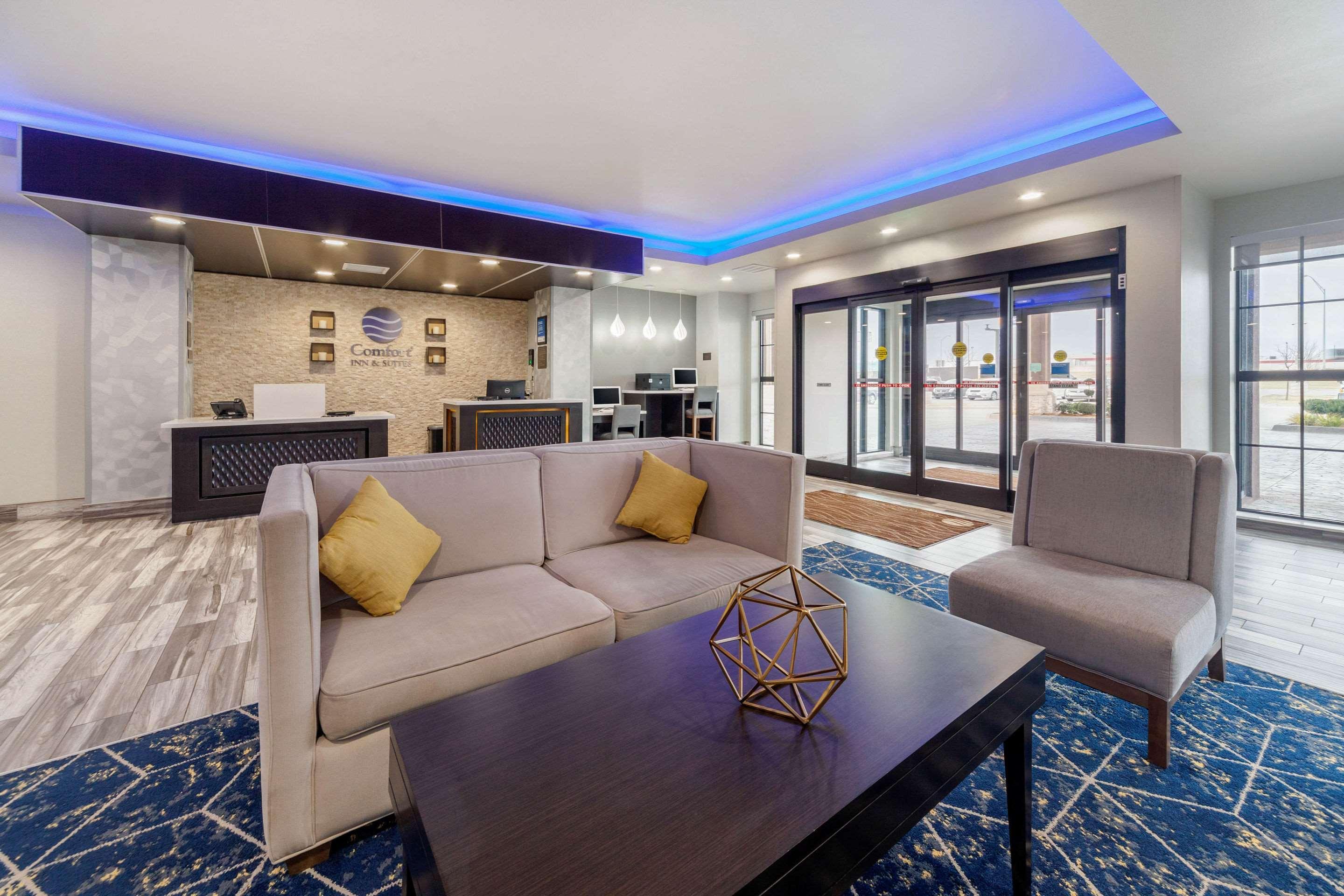 Comfort Inn & Suites Oklahoma City South I-35 Eksteriør billede